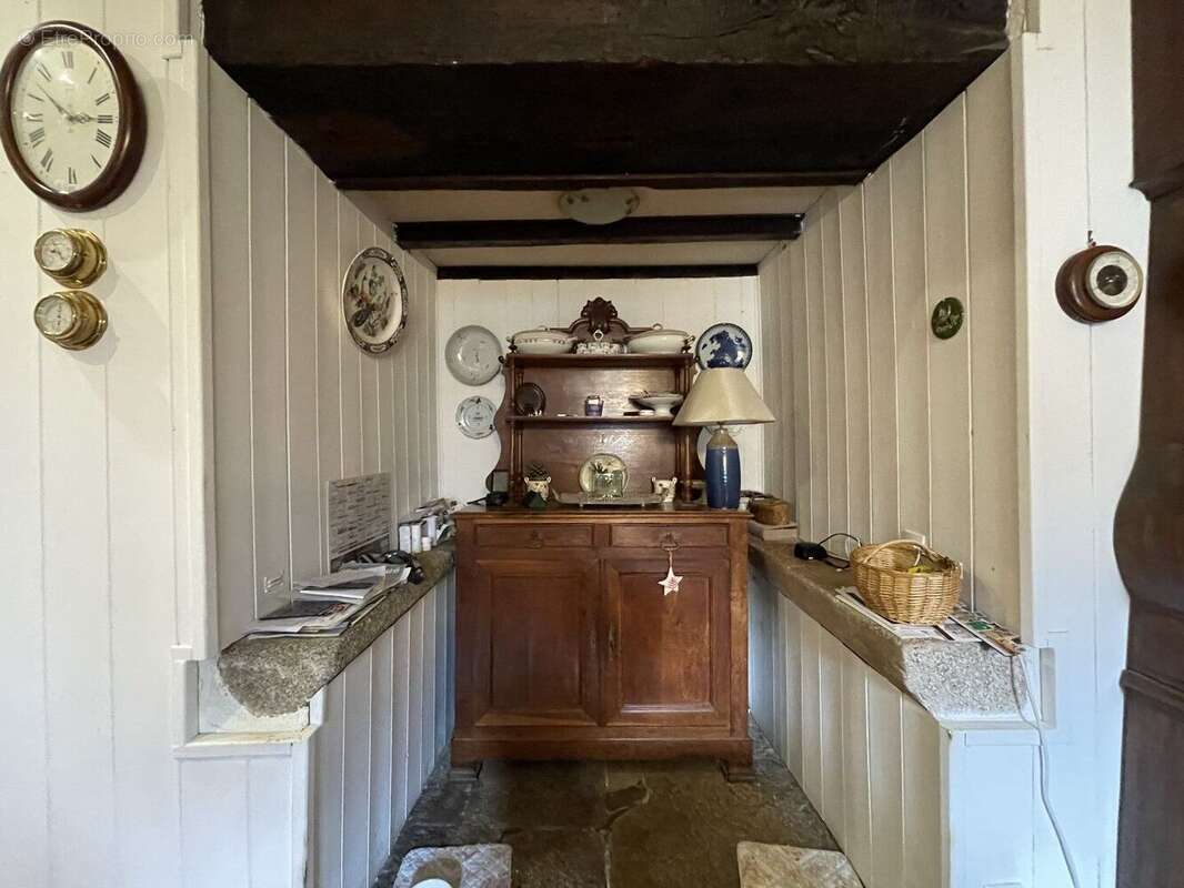 Maison de maître avec grange et piscine - photo 18