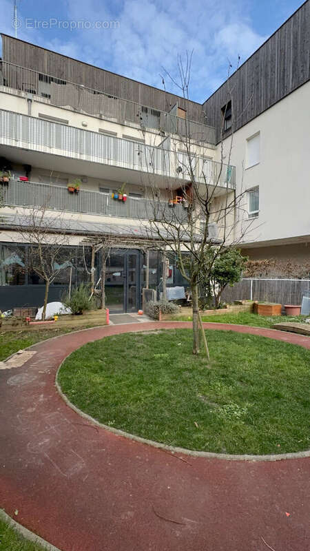 Commerce à NOISY-LE-SEC