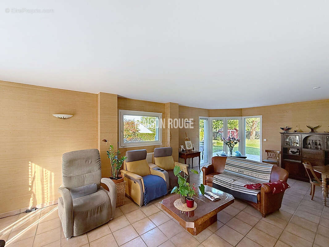 Maison 5 chambres, piscine, proche commerces et plage - photo 4