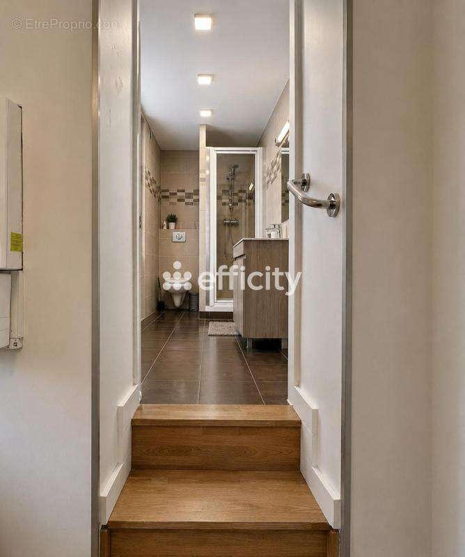 Appartement à PARIS-11E