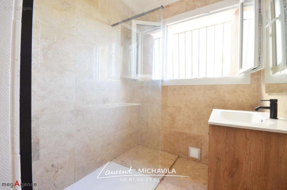 Bel appartement t3 60m² refait a neuf– rdc– résidence sécurisée – 149 900 € - photo 5
