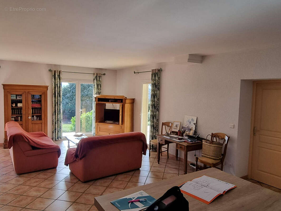 Maison à CAILHAU