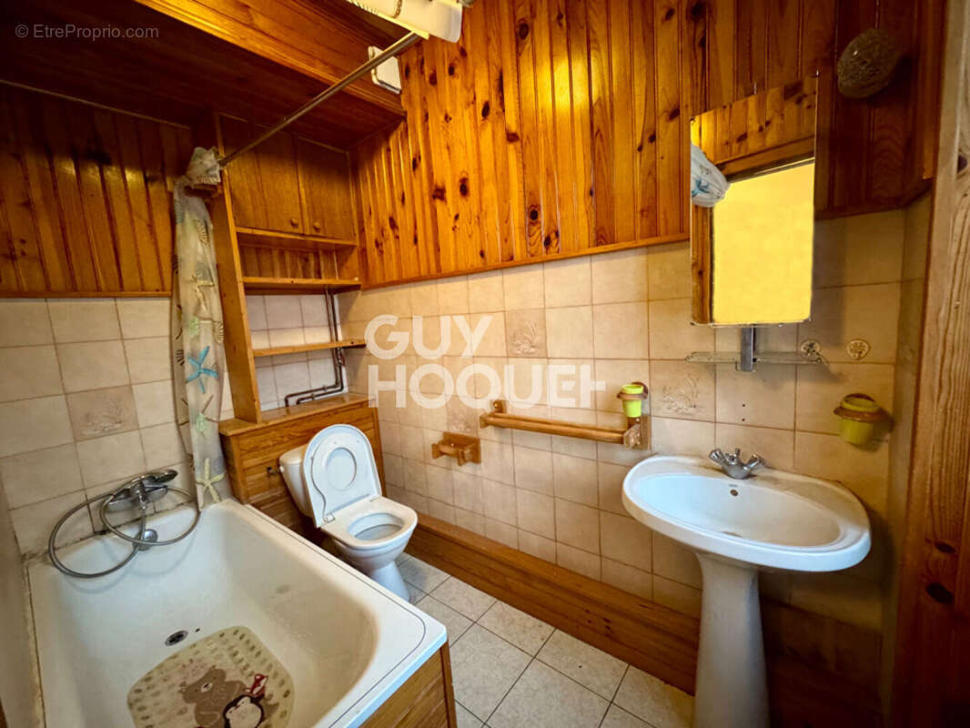 Maison à LE CREUSOT