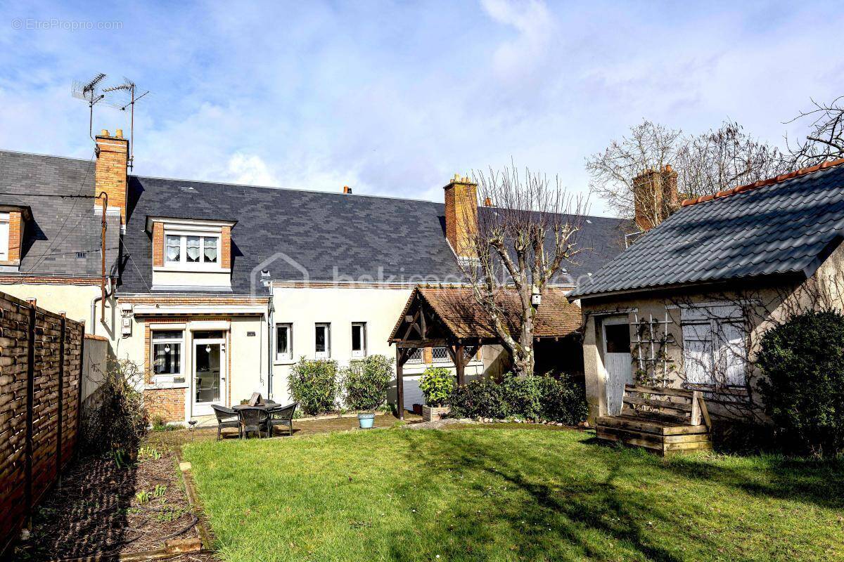 Maison à SULLY-SUR-LOIRE