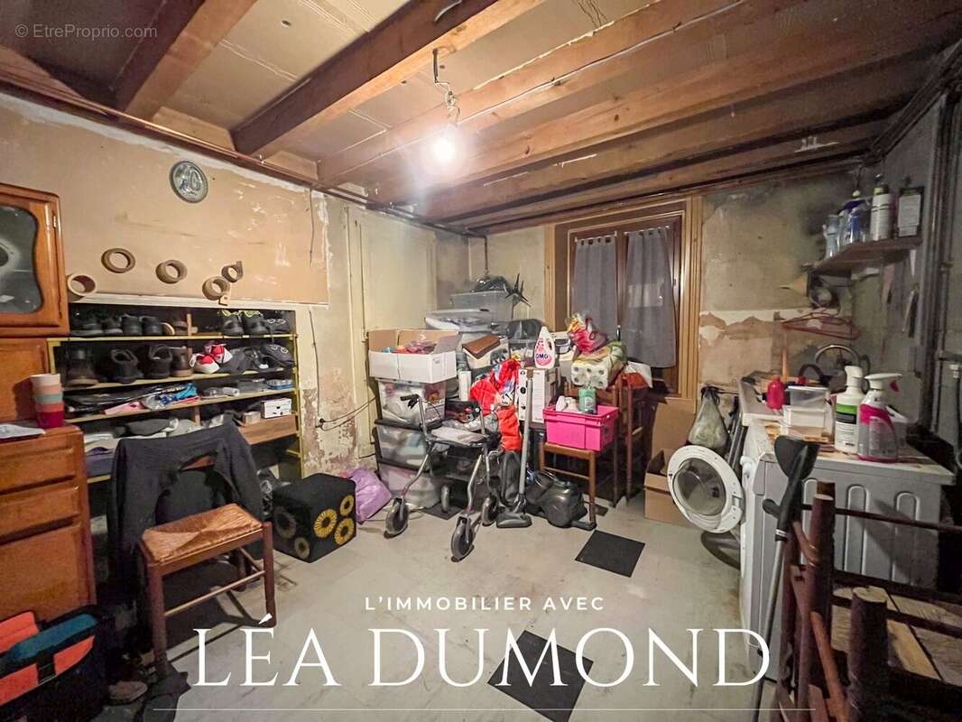 Maison à SAIL-SOUS-COUZAN