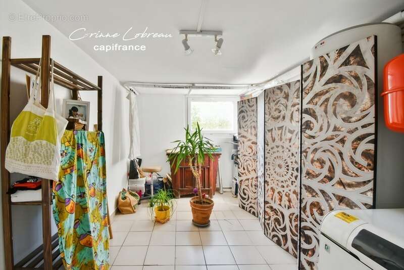 Maison à CHARNAY-LES-MACON