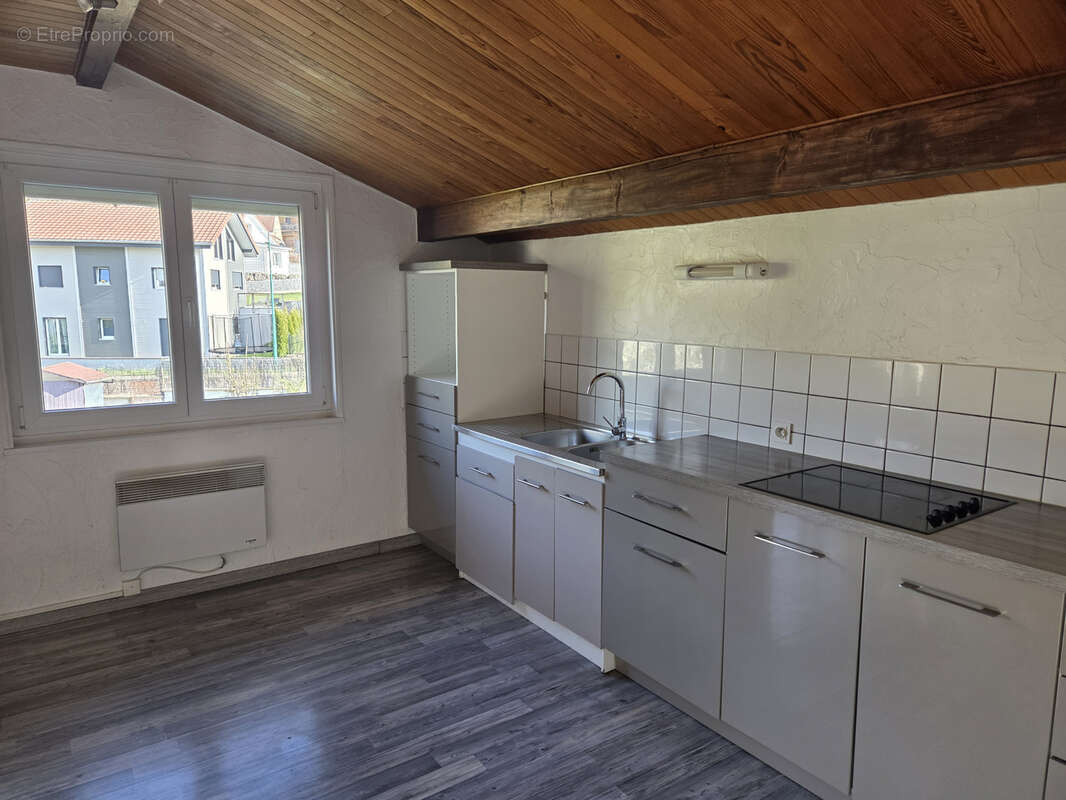 Appartement à GRANGES-NARBOZ