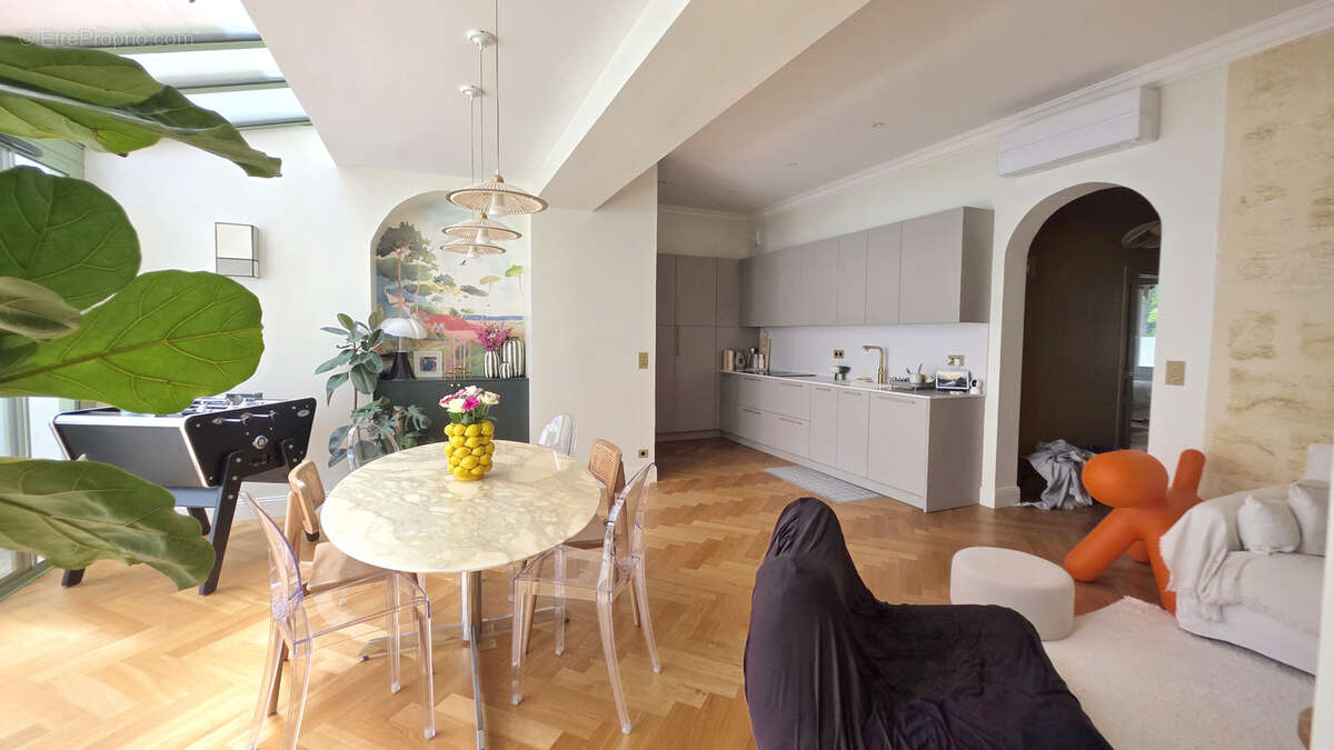 Appartement à BORDEAUX