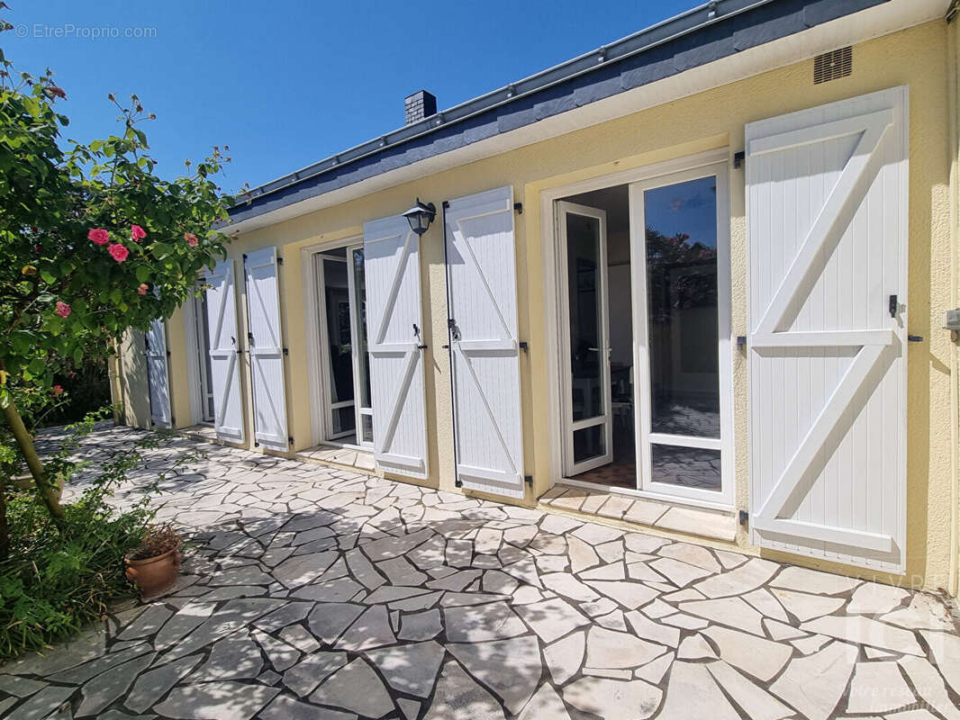 Maison Sautron 4 chambres - 130m² - hyper bourg - photo 5