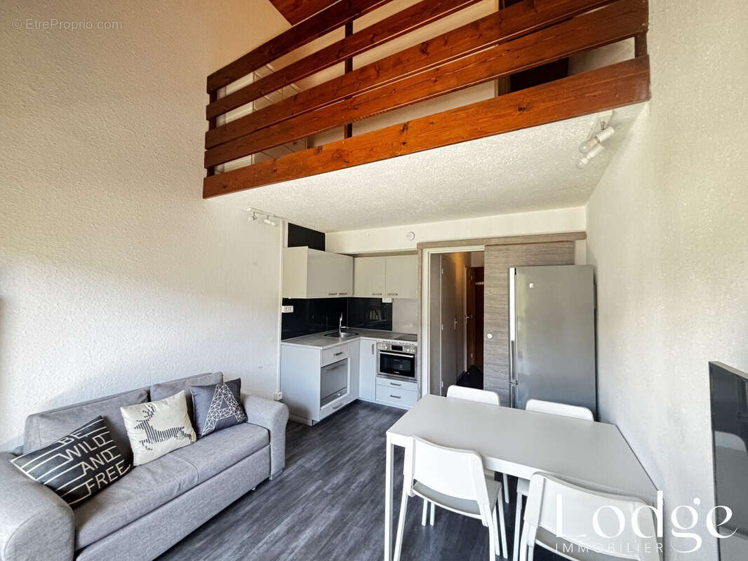 Appartement à PELVOUX