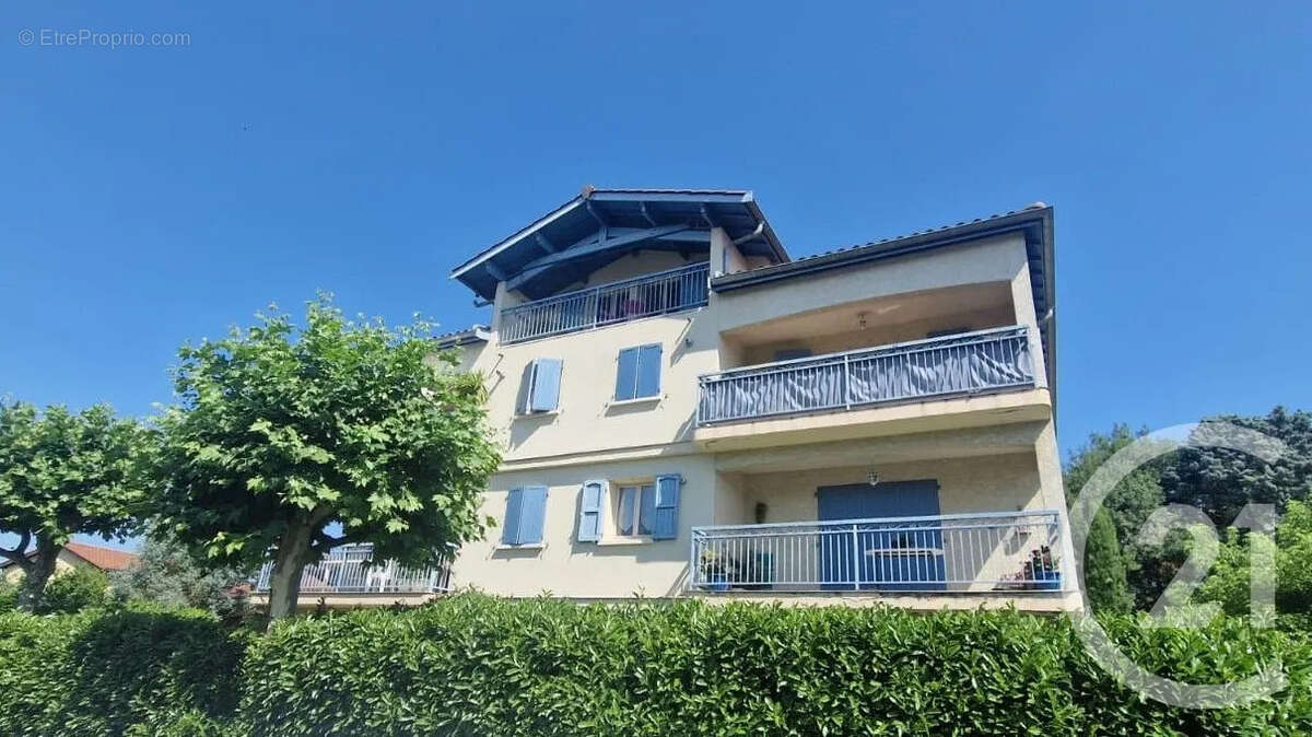 Appartement 84 m² à Jassans-Riottier  - photo 8
