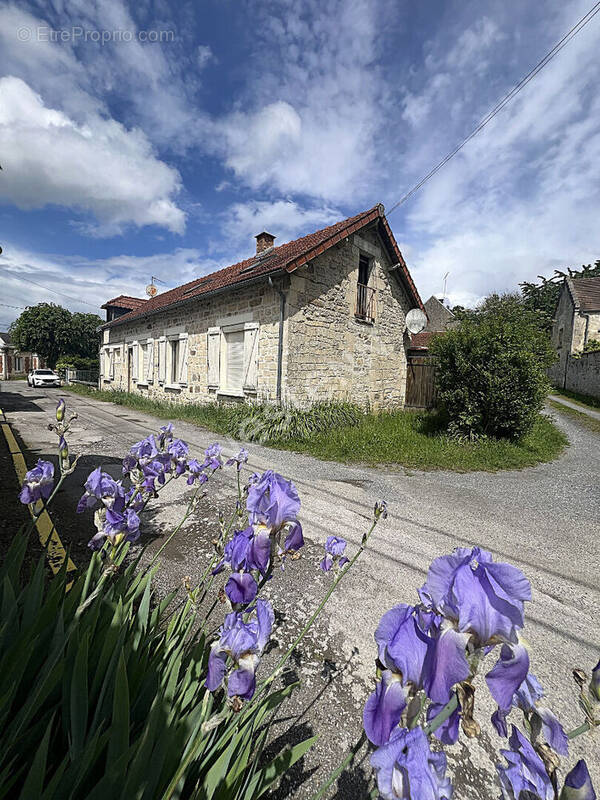 Maison à URCEL