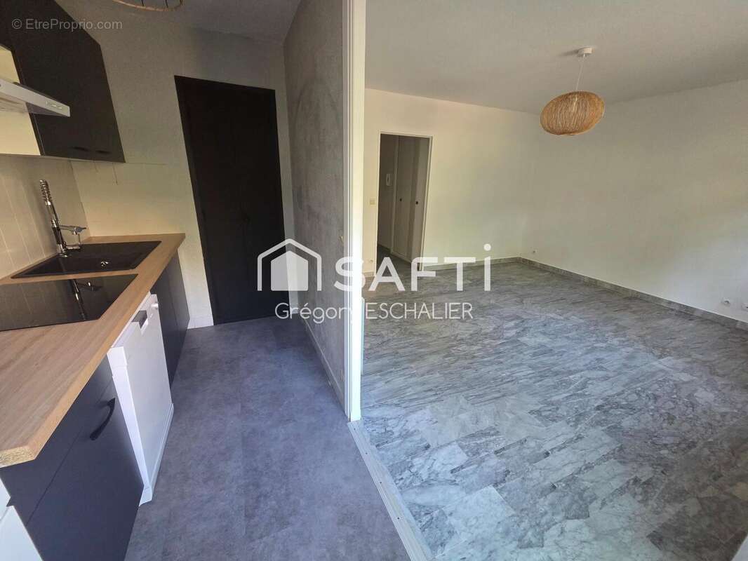 Appartement 33 m² à Mandelieu-La-Napoule  - photo 6