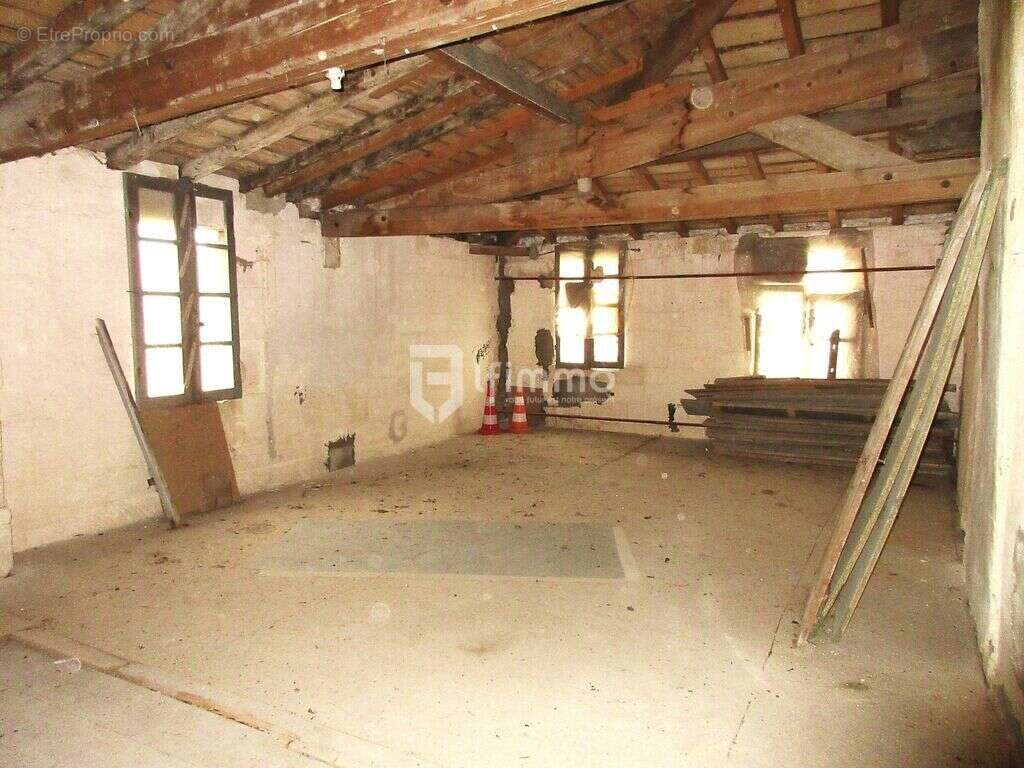 Maison à CHATEAUNEUF-SUR-CHARENTE