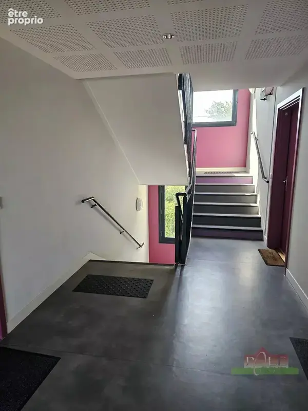 MIONS, Immeuble de 2016, appartement T4 de 74,92  m² avec parking - photo 2
