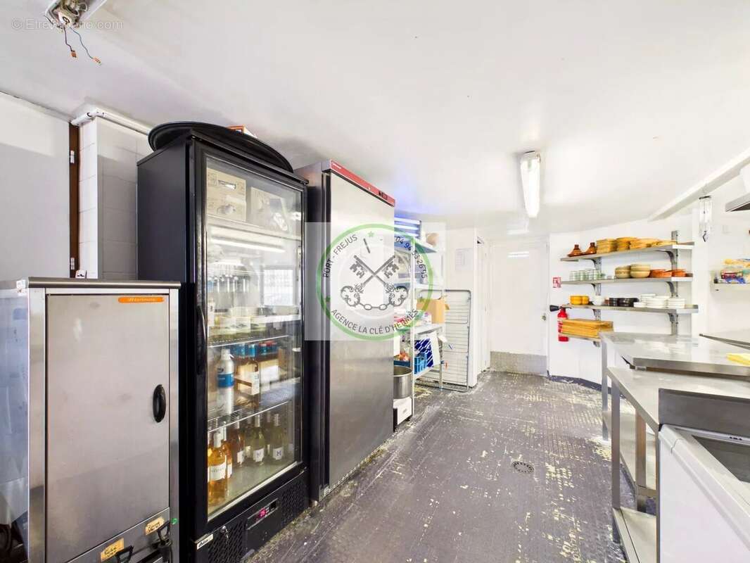 Commerce à SAINT-RAPHAEL