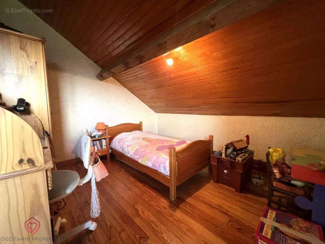 Maison à SOUEIX-ROGALLE