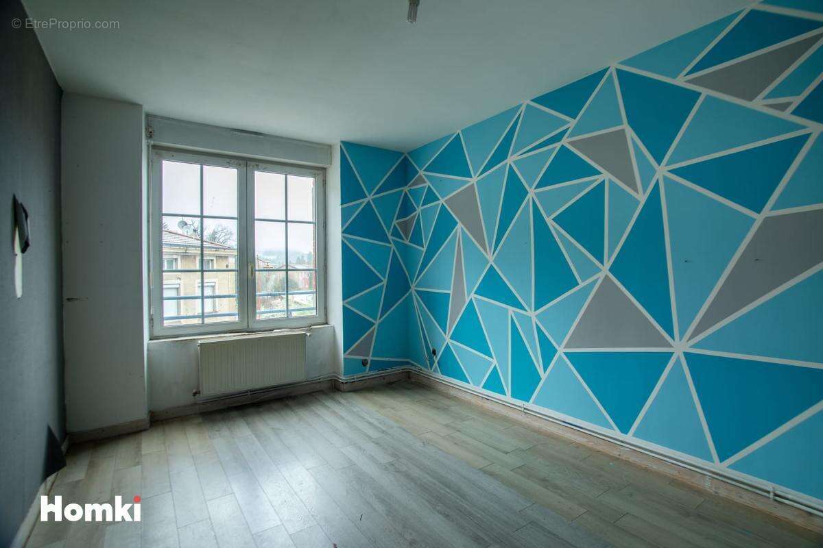 Appartement à LA SEAUVE-SUR-SEMENE