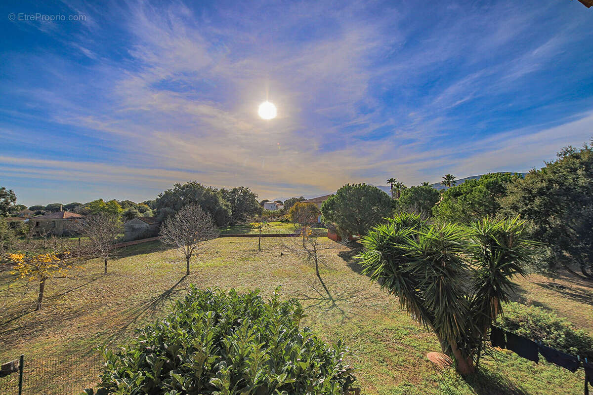 Appartement à BORGO