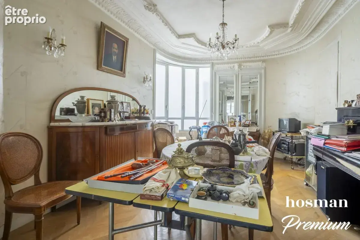 A rénover - 5 pièces de 120 m² - Rue Du Faubourg Poissonnière - photo 8