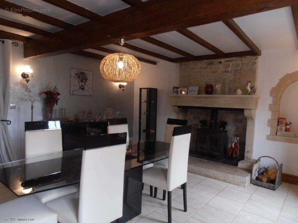 Maison à SAUZE-VAUSSAIS