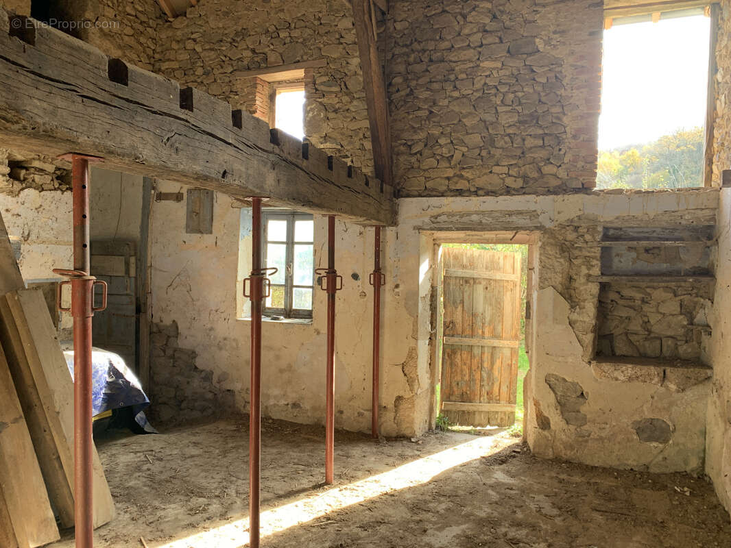 Maison à BUSSIERES