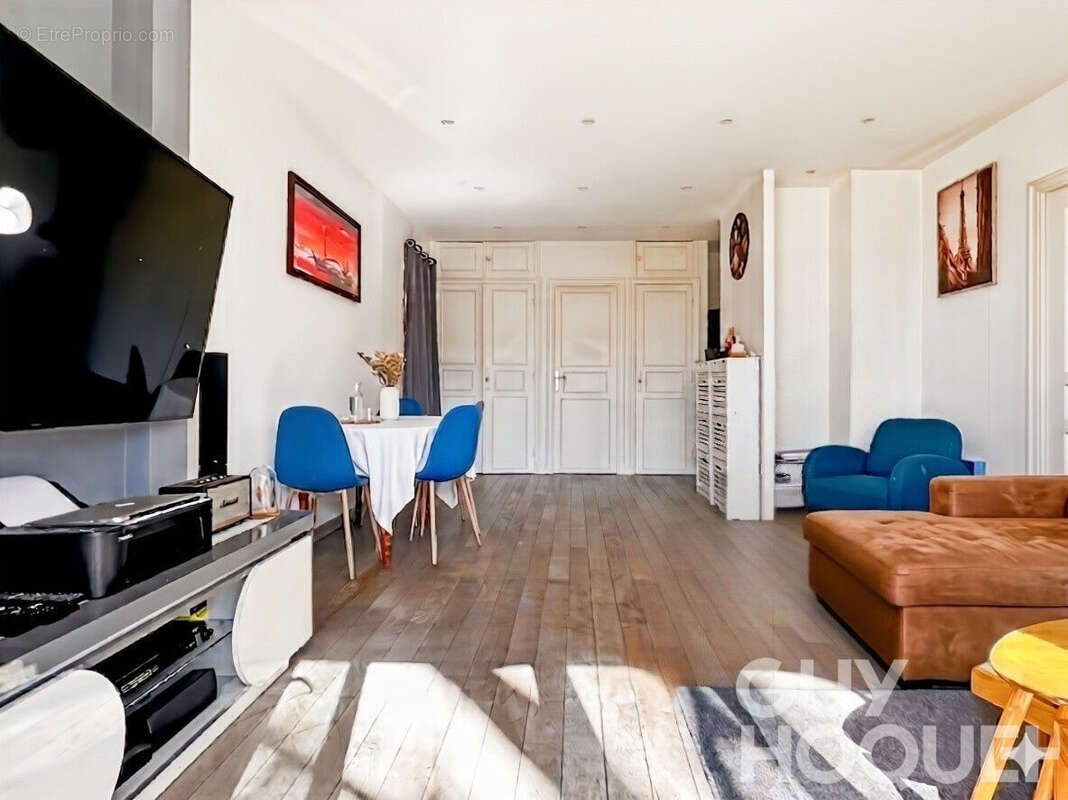 Appartement à VERSAILLES