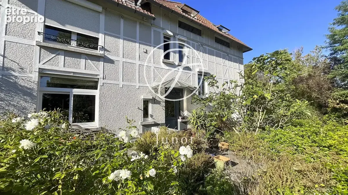 Wervicq-Sud - MONTAGNE - Maison - 6 pièces - 230 m² - 4 /5 chambres - Jardin - Garage - photo 13