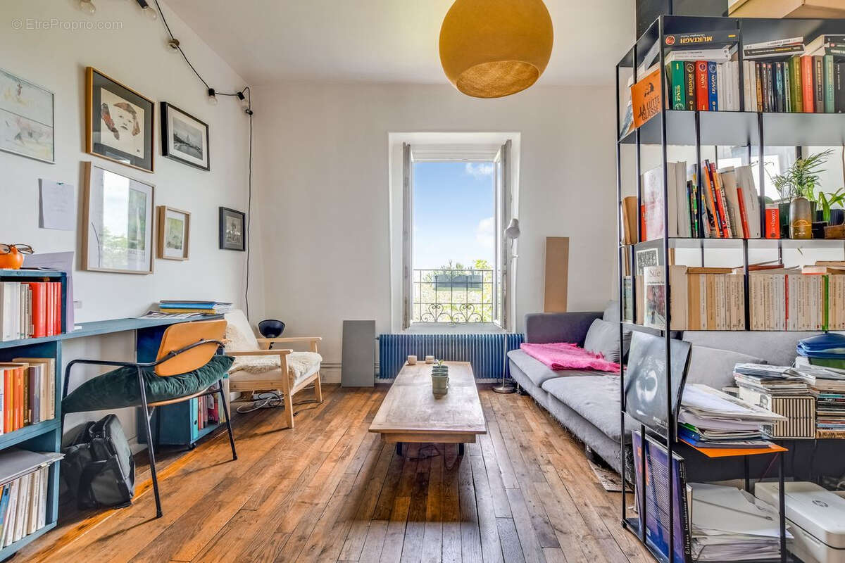 Appartement à CLICHY