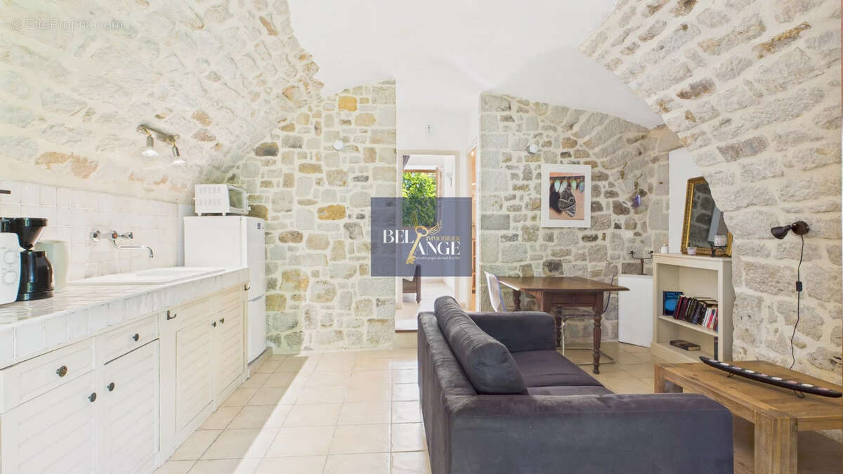 Maison à LARGENTIERE