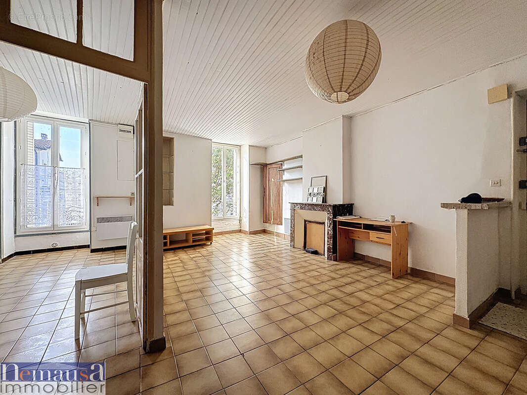 Appartement à NIMES