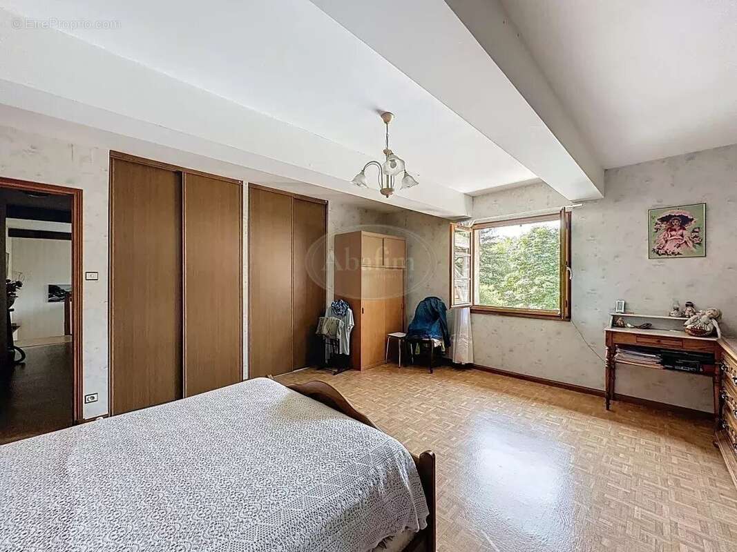 Maison à SAINTE-DODE