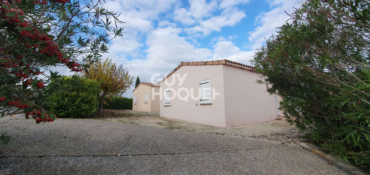 Maison à VILLENEUVE-DE-BERG