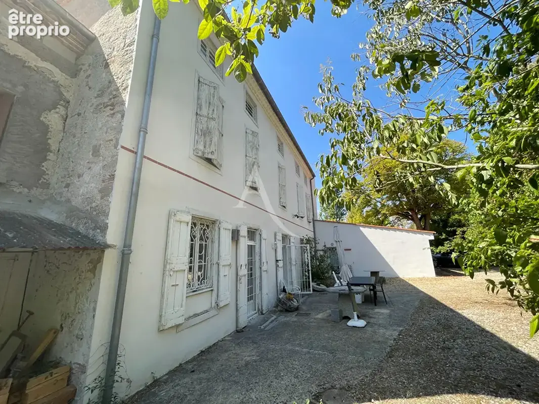 Maison  de Maître et appartement luxueux 12 pièce(s) 402.22 m2 - photo 3