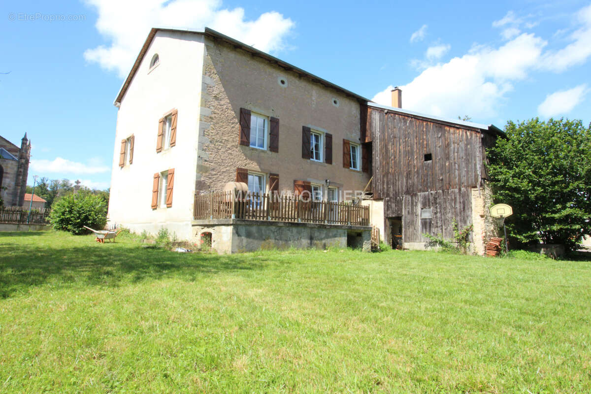 Maison à PADOUX