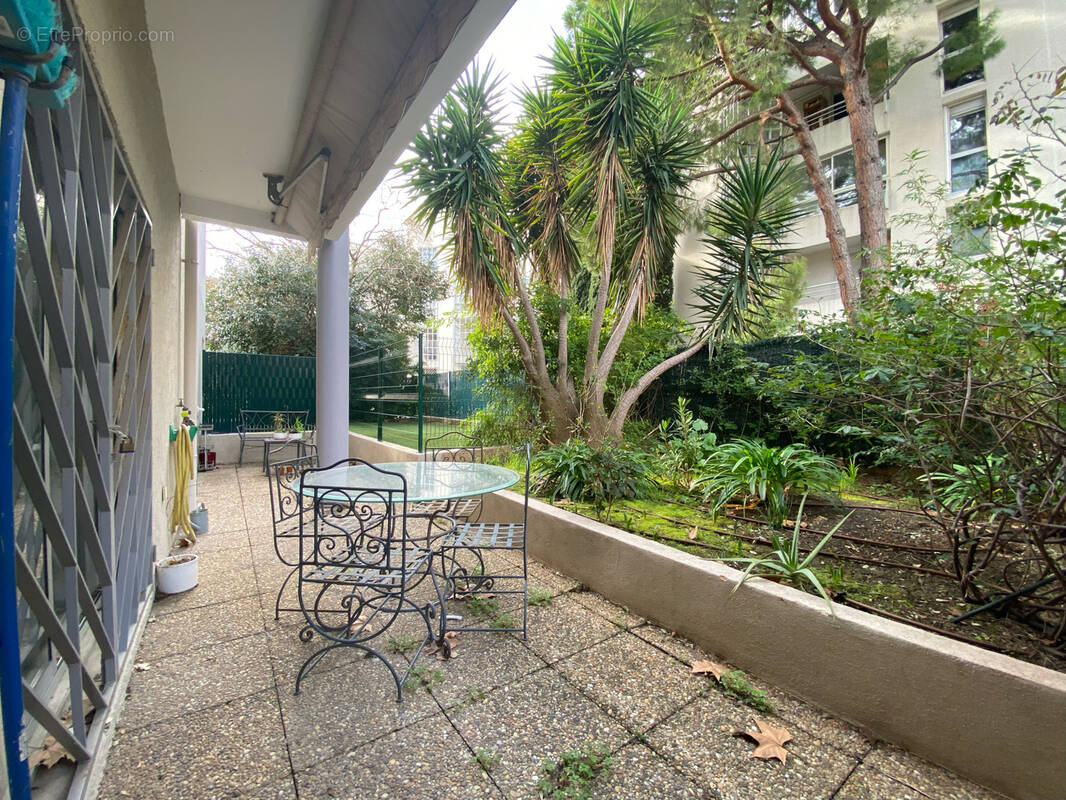 Appartement à MARSEILLE-8E