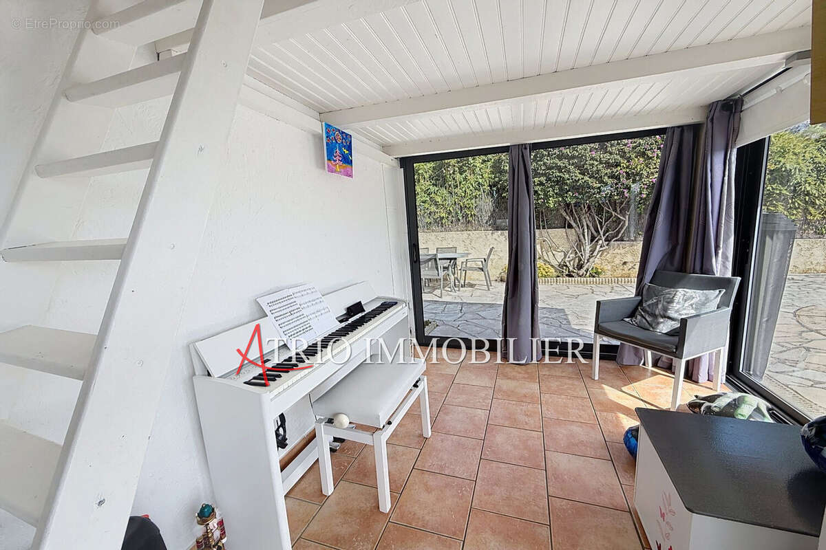 Maison à CAGNES-SUR-MER