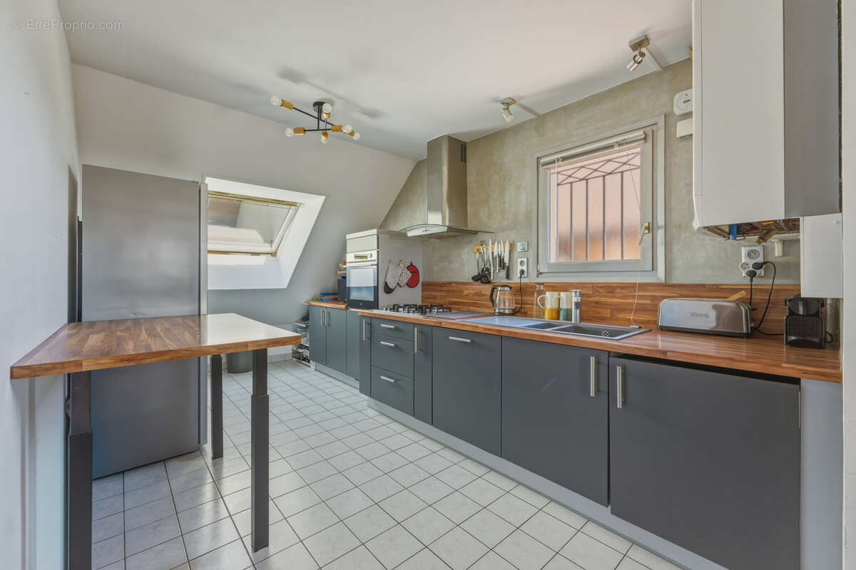 Appartement à vendre 4 pièces PREVESSIN MOENS (01) - photo 6