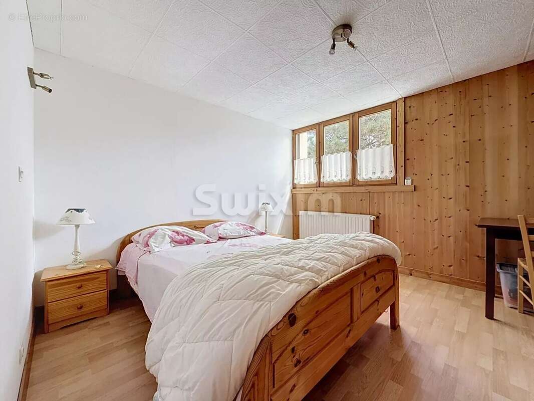 Grande maison composee de 2 appartements et garage - photo 8