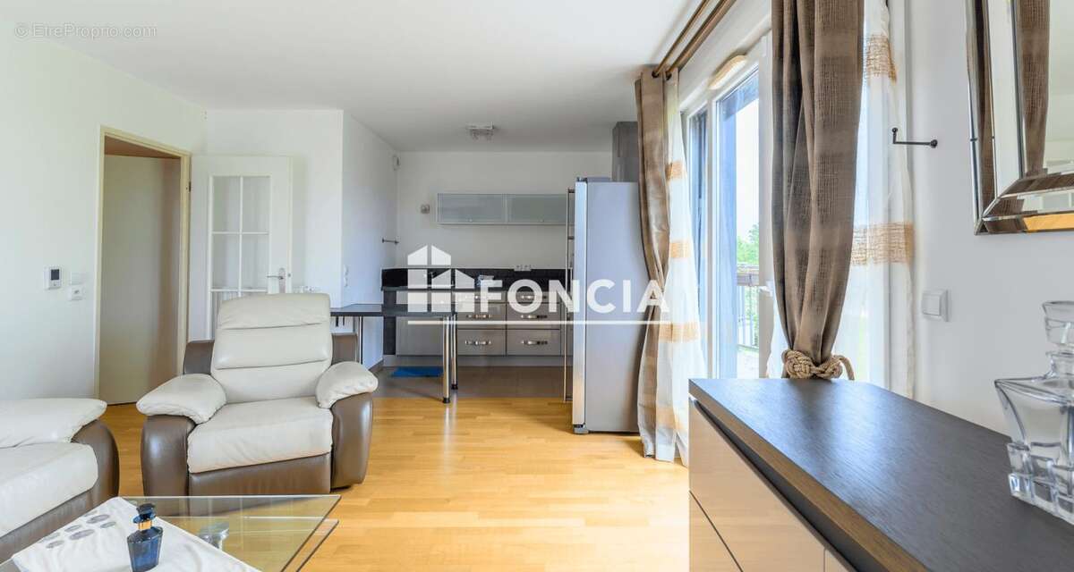 T3, dans résidence de standing, belles prestations, terrasses et place de parking - photo 7