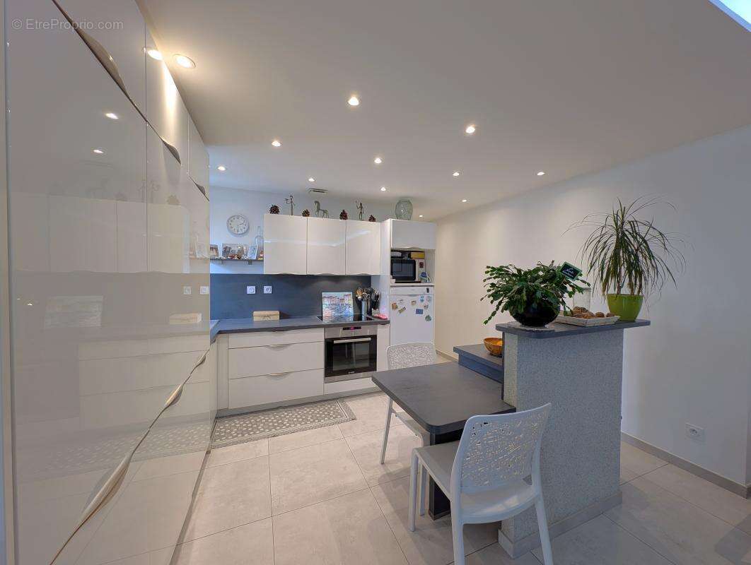 Maison à SAINT-MARTIN-LE-VINOUX