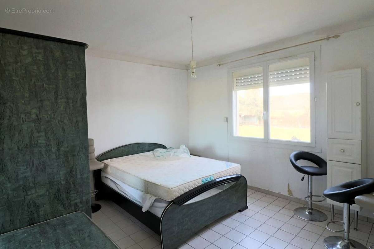 Maison à VIC-EN-BIGORRE