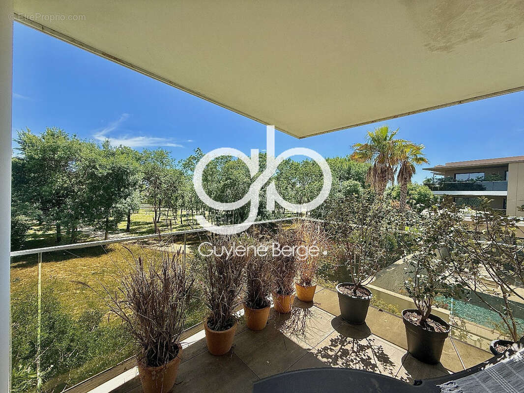 Appartement à LATTES