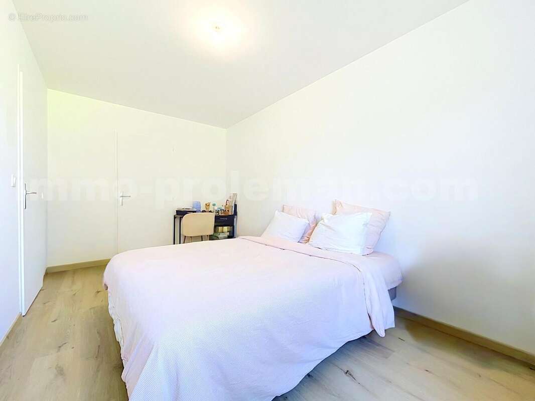 Appartement_T4_Villy-le-Pelloux_belle_superficie_proche_prox_frontière_Suisse_direction_GENEVE_autoroutes_investissement_locatif_vente_vue_terrasse_chambre_1_ - Appartement à VILLY-LE-PELLOUX