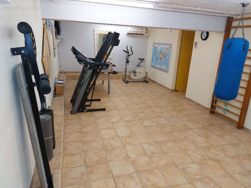 Maison à SAINT-BAUZILLE-DE-MONTMEL