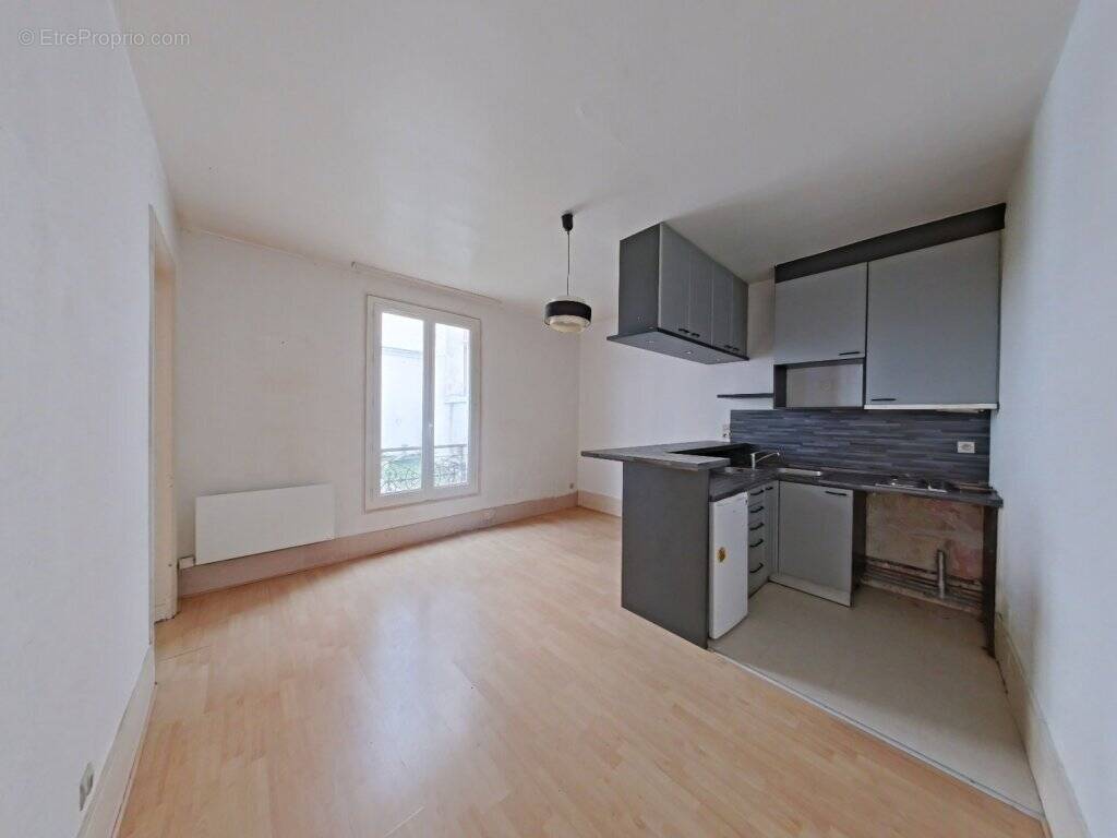 Appartement à PARIS-20E