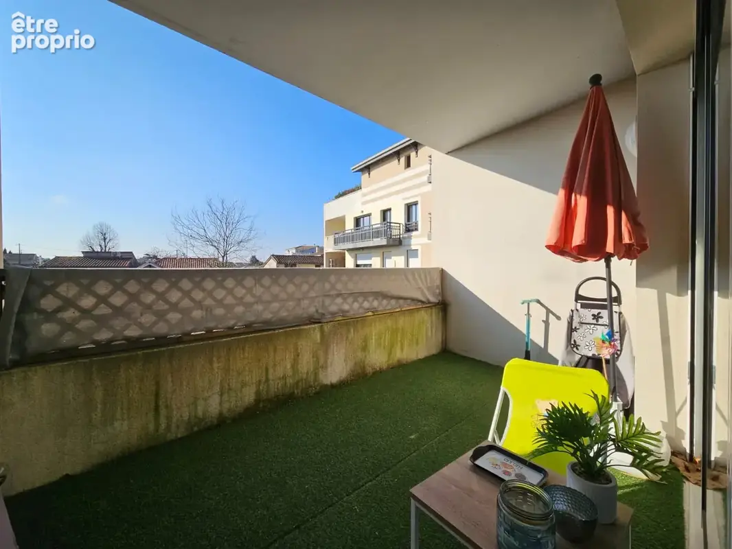 LA TESTE - Centre à 2 min gare   T3 avec balcon et parking - photo 7