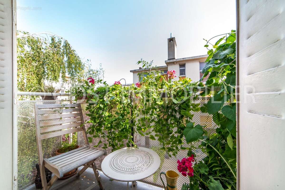 Appartement à ASNIERES-SUR-SEINE