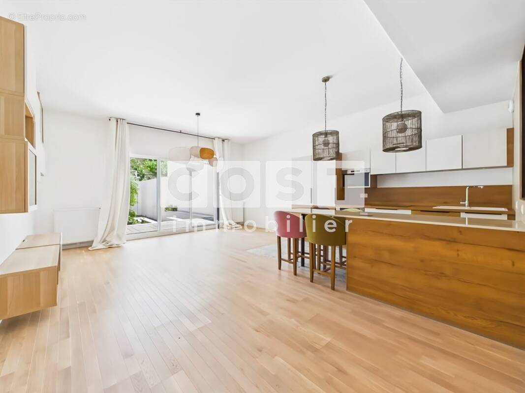 Appartement à ASNIERES-SUR-SEINE