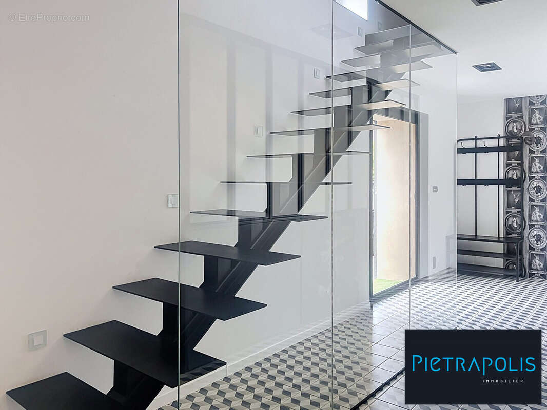 Maison 203 m² à Corcelles-Les-Monts  - photo 6